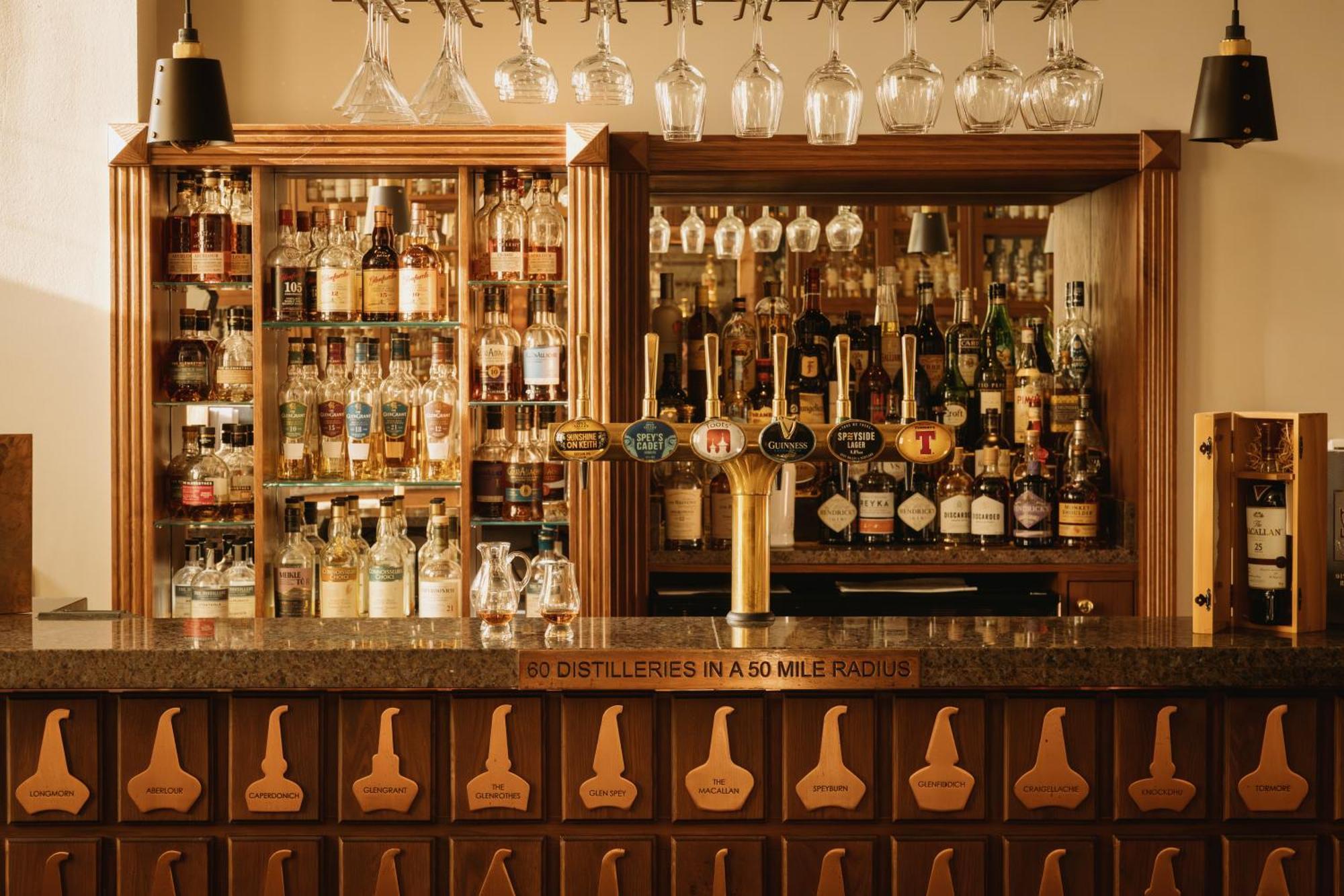 The Station Hotel Rothes